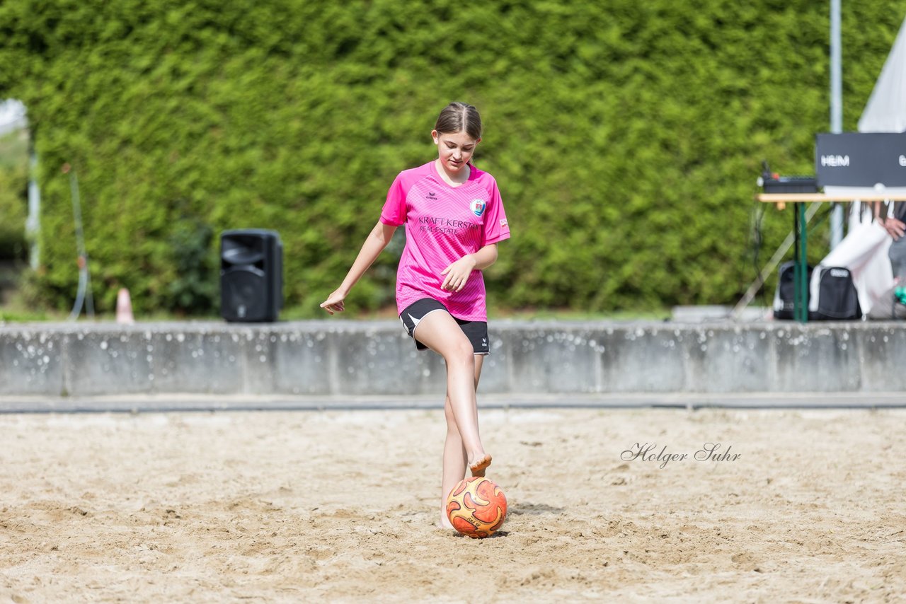 Bild 54 - wBJ/wCJ Beachsoccer Cup